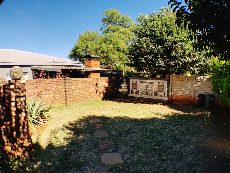 12 Bedroom Property for Sale in Van Der Hoff Park North West